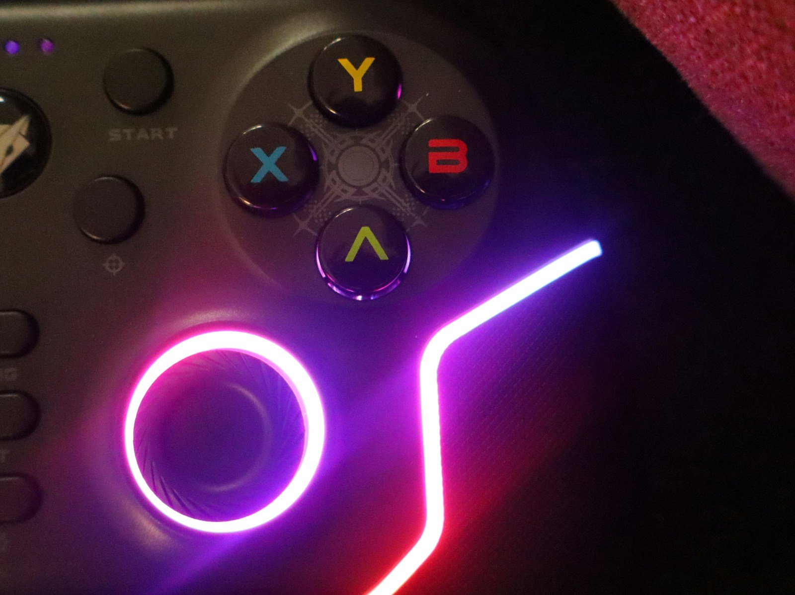 Game controller with dramatic lighting